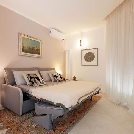 Siena Uptown - Sabrina'S Charming Apartment Esterno foto