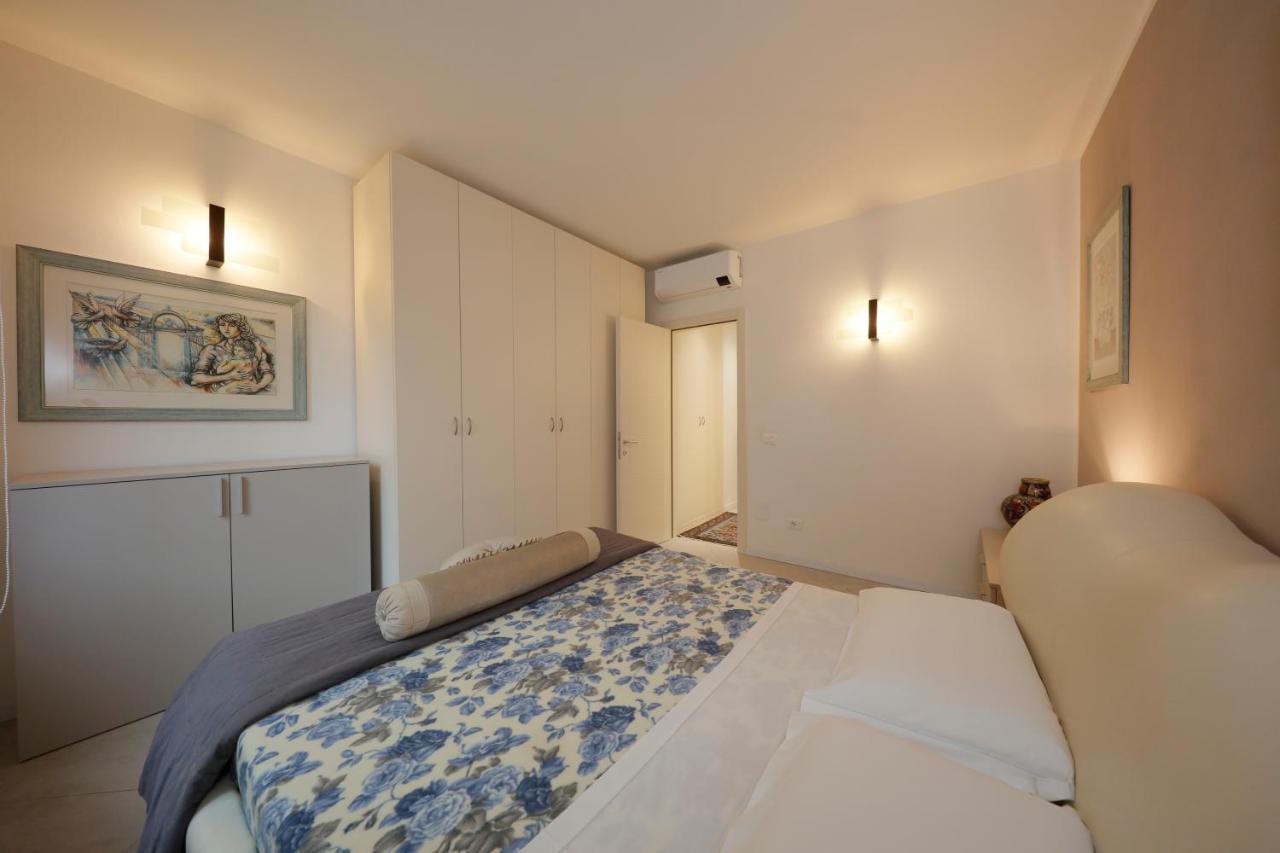 Siena Uptown - Sabrina'S Charming Apartment Esterno foto