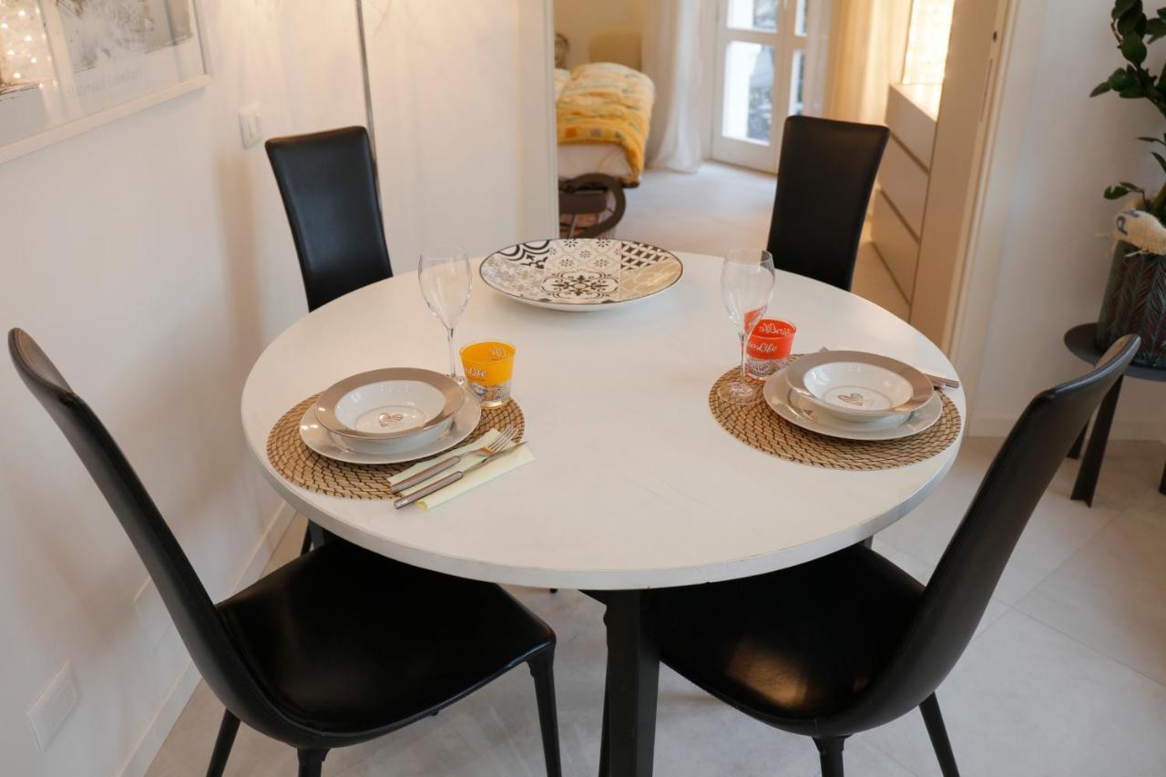 Siena Uptown - Sabrina'S Charming Apartment Esterno foto