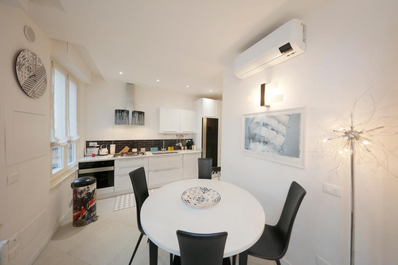 Siena Uptown - Sabrina'S Charming Apartment Esterno foto